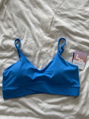 NWT JoyLab Women’s Medium Blue Scoop Neck Sports Bra Medium Support